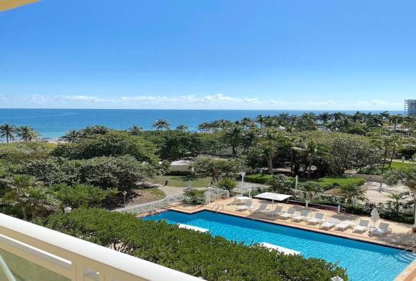 Grand Bay Tower, 430 Grand Bay Dr #603, Key Biscayne, Florida 33149, image 1