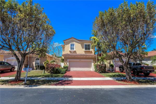 2250 NE 37th Rd, Homestead, Florida 33033, image 1