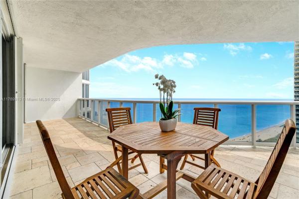 Sands Pointe, 16711 Collins Ave #2305, Sunny Isles Beach, Florida 33160, image 1