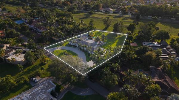 The Woodlands, 5207 White Oak Ln, Tamarac, Florida 33319, image 1