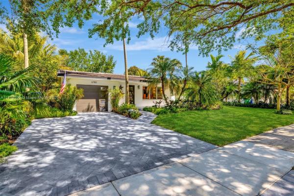 Miami Lakes Residential, 6780 Orchid Dr, Miami Lakes, Florida 33014, image 1