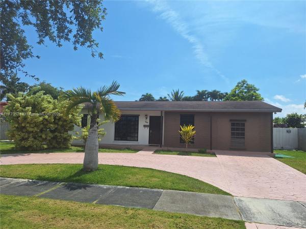Bel Aire, 9384 SW 184th Ter, Cutler Bay, Florida 33157, image 1