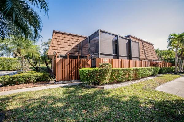 Ridgewood, 9135 SW 20th Pl #D, Davie, Florida 33324, image 1