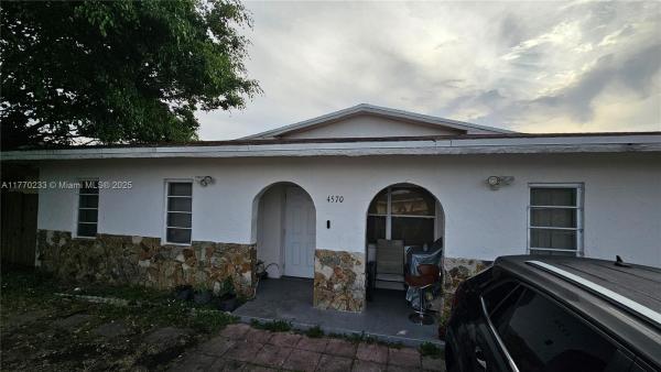 Gold Coast Twin Villas West, 4570 SW 43rd Ter, Dania Beach, Florida 33314, image 1