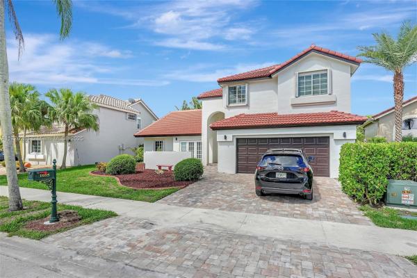Laguna Springs 1, 1055 San Luis Rey, Weston, Florida 33326, image 1