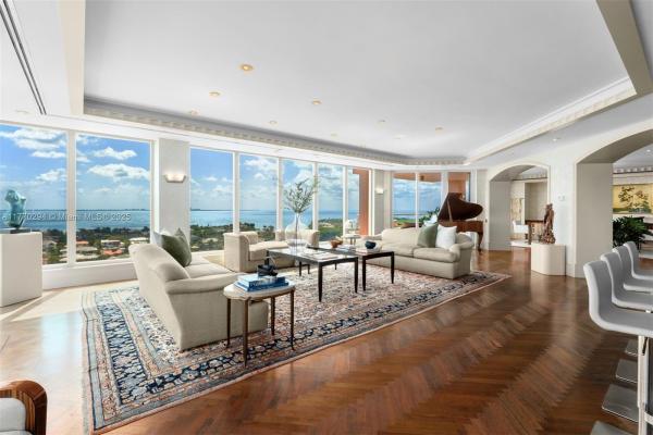 The Gables Club, 10 Edgewater Dr #16K, Coral Gables, Florida 33133, image 1