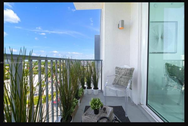 Fairmont Park, 514 SW 22nd Ave, Miami, Florida 33135, image 3