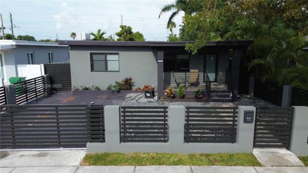 Edenholme Gardens, 860 NW 18th Pl, Miami, Florida 33125, image 1