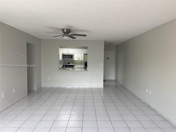 400 W Park Dr #202, Unincorporated Dade County, Florida 33172, image 1