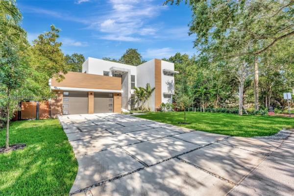 Griffing Biscayne Park Estates, 11143 NE 8th Ave, Biscayne Park, Florida 33161, image 1