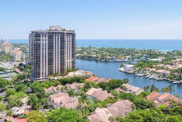 The Parc At Turnberry Isle, 19400 Turnberry Way #PH221, Aventura, Florida 33180, image 1