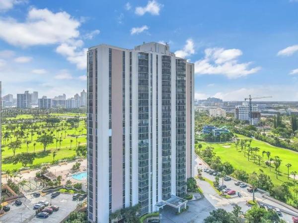Coronado Towers, 20301 W Country Club Dr #2622, Aventura, Florida 33180, image 1