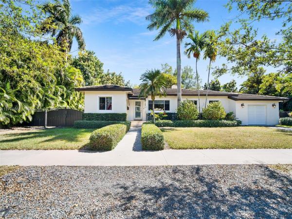Coconut Grove, 330 Viscaya Ave, Coral Gables, Florida 33134, image 1