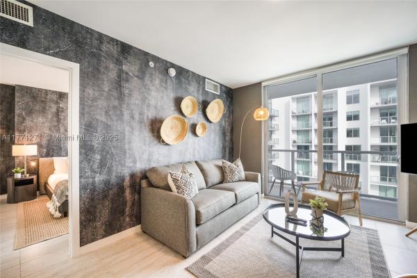 Quadro, 3900 Biscayne Blvd #S-1016, Miami, Florida 33137, image 2