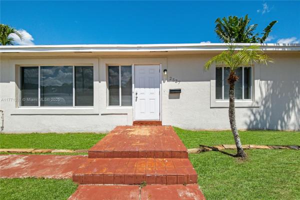 2537 Adams St, Hollywood, Florida 33020, image 1