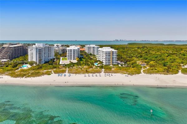 Commodore Club West, 155 Ocean Lane Dr #310, Key Biscayne, Florida 33149, image 2