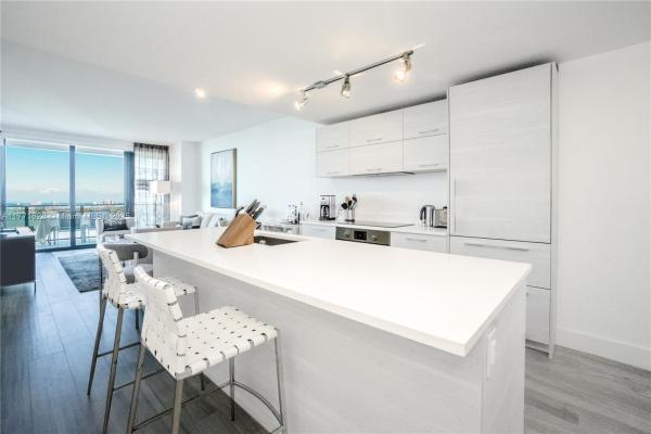 Paraiso Bay, 650 NE 32nd St #3505, Miami, Florida 33137, image 1