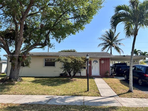 Benson Manor, 10380 SW 200th St, Cutler Bay, Florida 33157, image 1