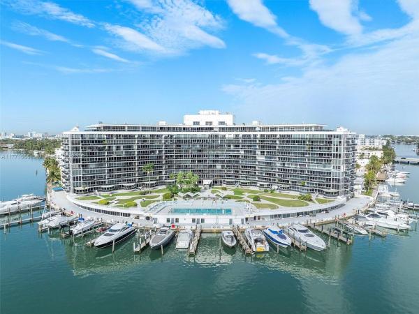 King Cole, 900 Bay Dr #526, Miami Beach, Florida 33141, image 1