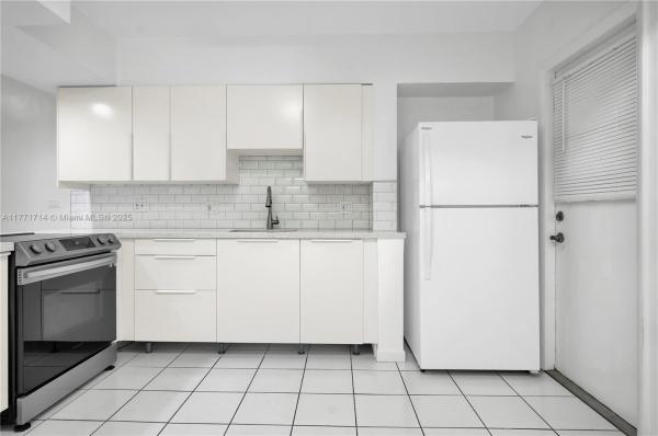Santona, 6580 Santona St #A29, Coral Gables, Florida 33146, image 1