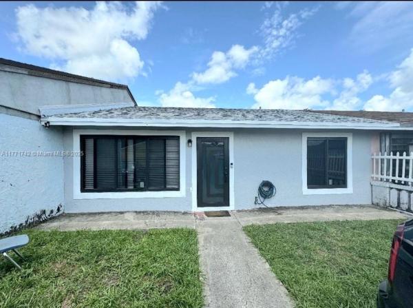 Kings Gardens, 4411 NW 185th St, Miami Gardens, Florida 33055, image 1
