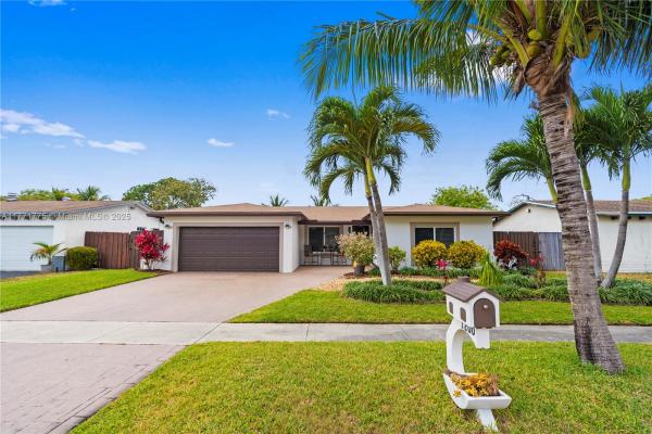Westview, 1200 NW 92nd Ave, Pembroke Pines, Florida 33024, image 1