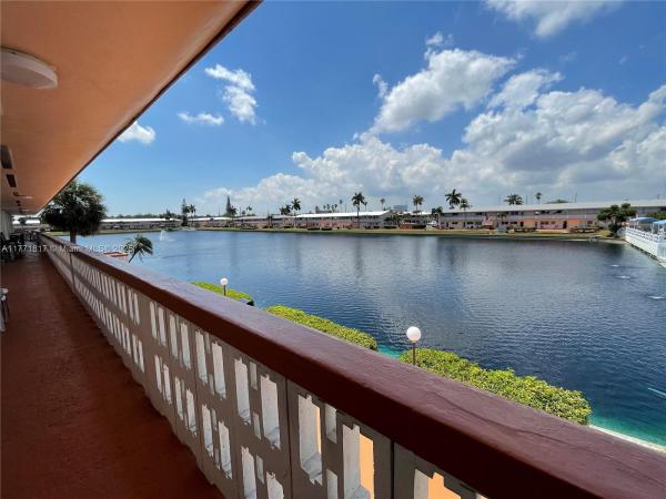 Ro-Len Lake Gardens, 800 SW 10th Ter #17T, Hallandale Beach, Florida 33009, image 1