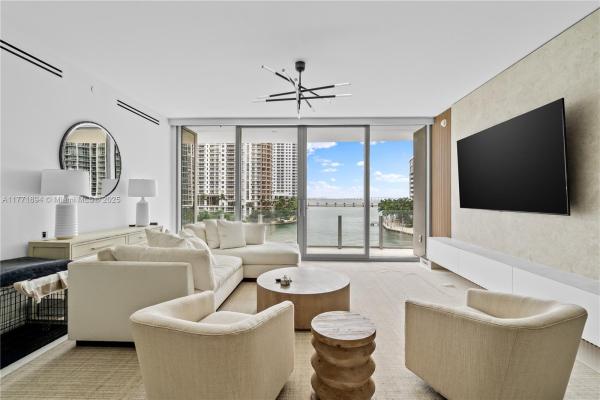 Aston Martin Residences, 300 Biscayne Blvd Way #1103, Miami, Florida 33131, image 1