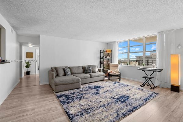 Commodore Plaza Century, 2780 NE 183rd St #1906, Aventura, Florida 33160, image 1