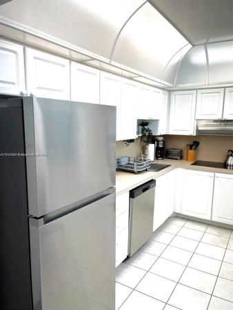 Ocean Reserve, 19370 Collins Ave #1108, Sunny Isles Beach, Florida 33160, image 1