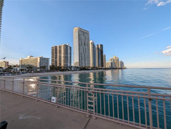 Le Cartier, 201 178th Dr #422, Sunny Isles Beach, Florida 33160, image 1