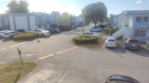 6221 SW 131 Ct #202, Unincorporated Dade County, Florida 33183, image 1