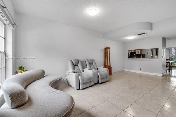 Coconuts, 78 Whitehead Cir #78, Weston, Florida 33326, image 1