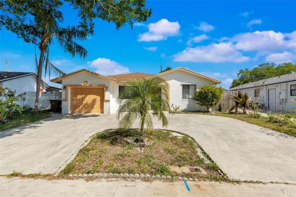 West Deerfield Beach, 3211 SW 3rd St, Deerfield Beach, Florida 33442, image 1