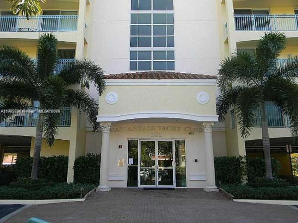 Hallandale Yacht Club, 201 Golden Isles Dr #311, Hallandale Beach, Florida 33009, image 1