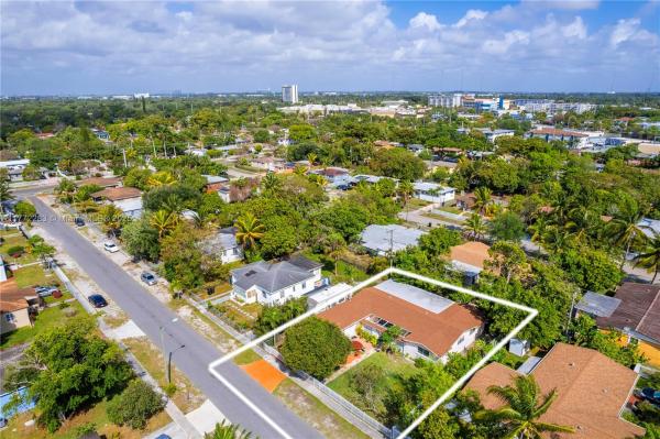 1081 NE 160th Ter, Miami, Florida 33162, image 1