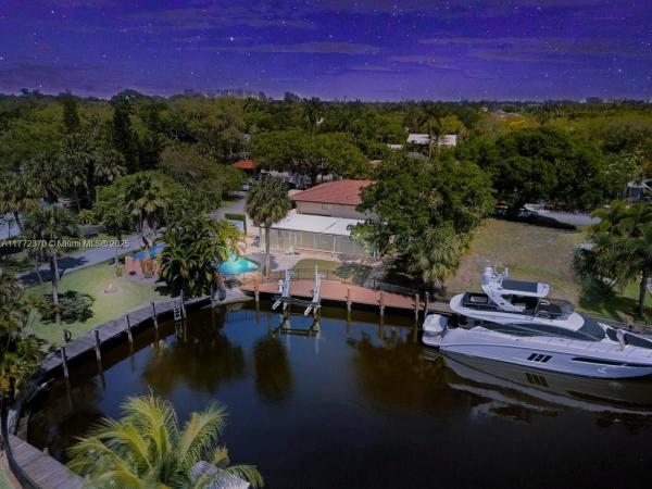 Riverland Manors, 2519 SW 30th Ave, Fort Lauderdale, Florida 33312, image 1