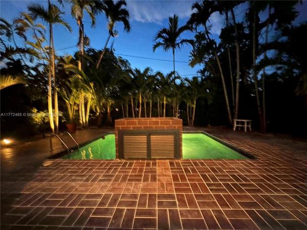 Riviera, 511 Vittorio Ave, Coral Gables, Florida 33146, image 1