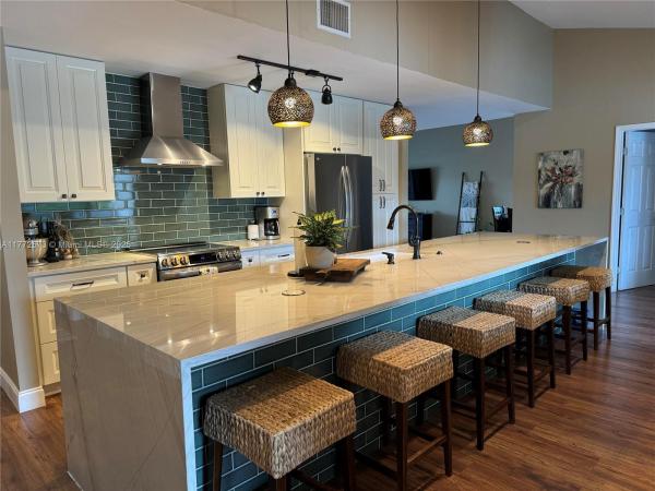 Cypress Glen, 308 NW 108th Ave, Coral Springs, Florida 33071, image 2