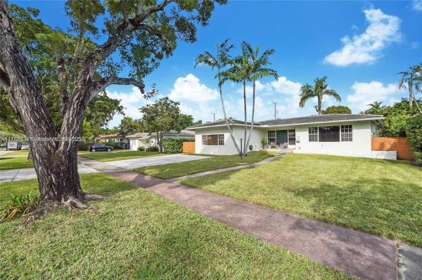 College Heights, 145 NE 110th St, Miami Shores, Florida 33161, image 1
