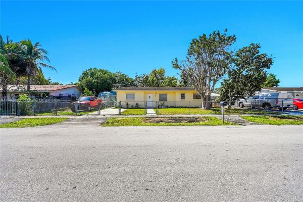 Los Angeles Estates, 12100 SW 191st Ter, South Miami Heights, Florida 33177, image 3
