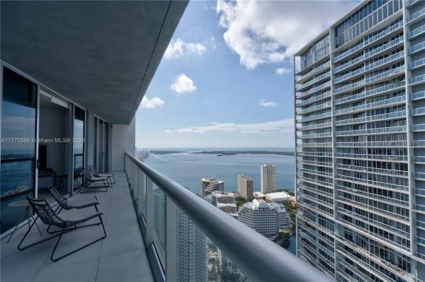 Icon Brickell Tower 1, 475 Brickell Ave #4809, Miami, Florida 33131, image 1