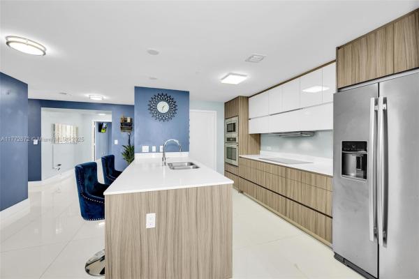 Bay House Miami, 600 NE 27th St #803, Miami, Florida 33137, image 1