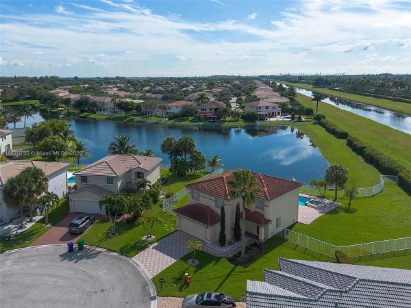 Silver Falls, 4697 SW 134th Ave, Miramar, Florida 33027, image 3