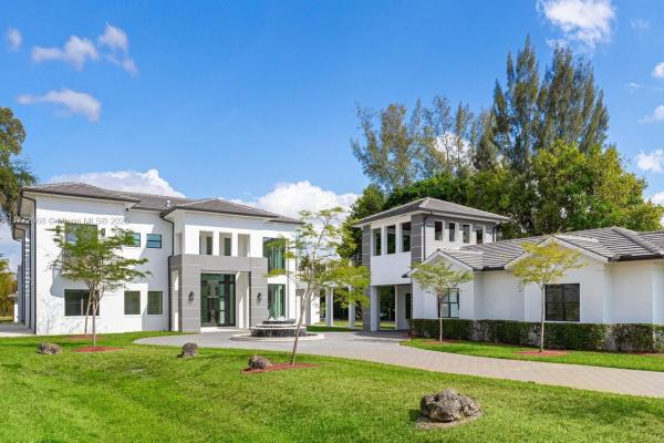 Sunshine Ranches, 4600 SW 128th Ave, Southwest Ranches, Florida 33330, image 1