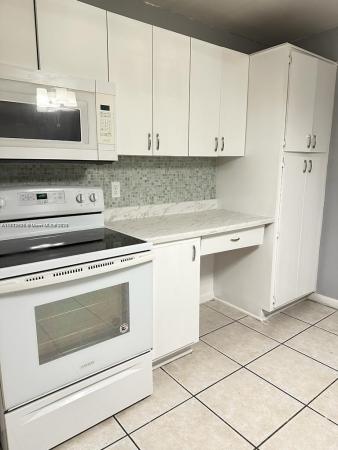 Emerald Isles, 4524 SW 54th St #605-W, Dania Beach, Florida 33314, image 1