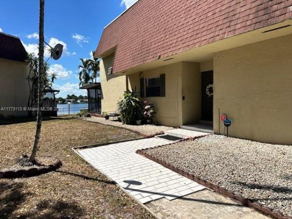 8920 Palm Tree Ln #8920, Pembroke Pines, Florida 33024, image 1