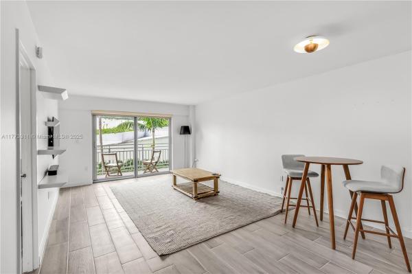 Palms Of Alton Road, 1025 Alton Rd #308, Miami Beach, Florida 33139, image 1