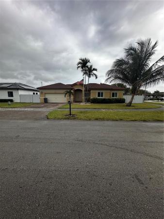 14215 SW 294th St, Unincorporated Dade County, Florida 33033, image 1