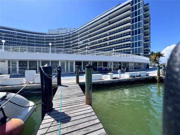 King Cole, 900 Bay Dr #LA-2, Miami Beach, Florida 33141, image 1
